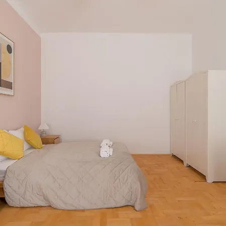 Apartament Quiet Central Near Heroes Square By Cavaland *
