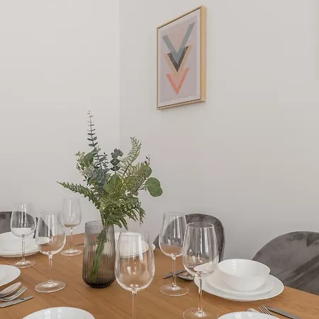 Apartament Quiet Central Near Heroes Square By Cavaland